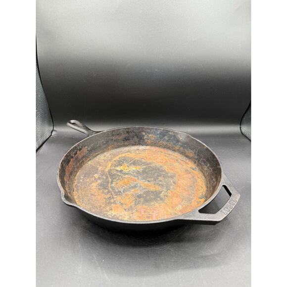 Lodge 10SK Cast Iron Skillet 12"Frying Pan-Double Handle Pour– USA #53 - Picture 2 of 7